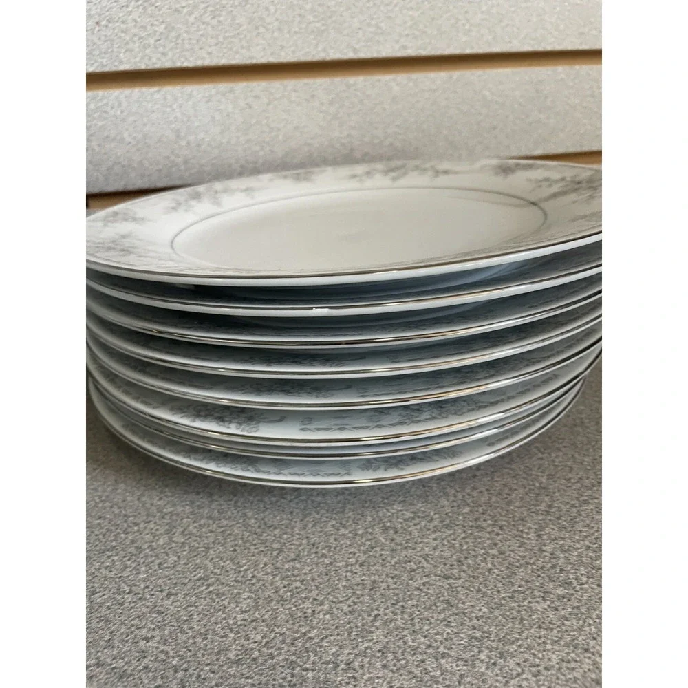 Beautiful Noritake Legendary‎ Sweet Leilani Fine China Set (43 pieces)  VINTAGE